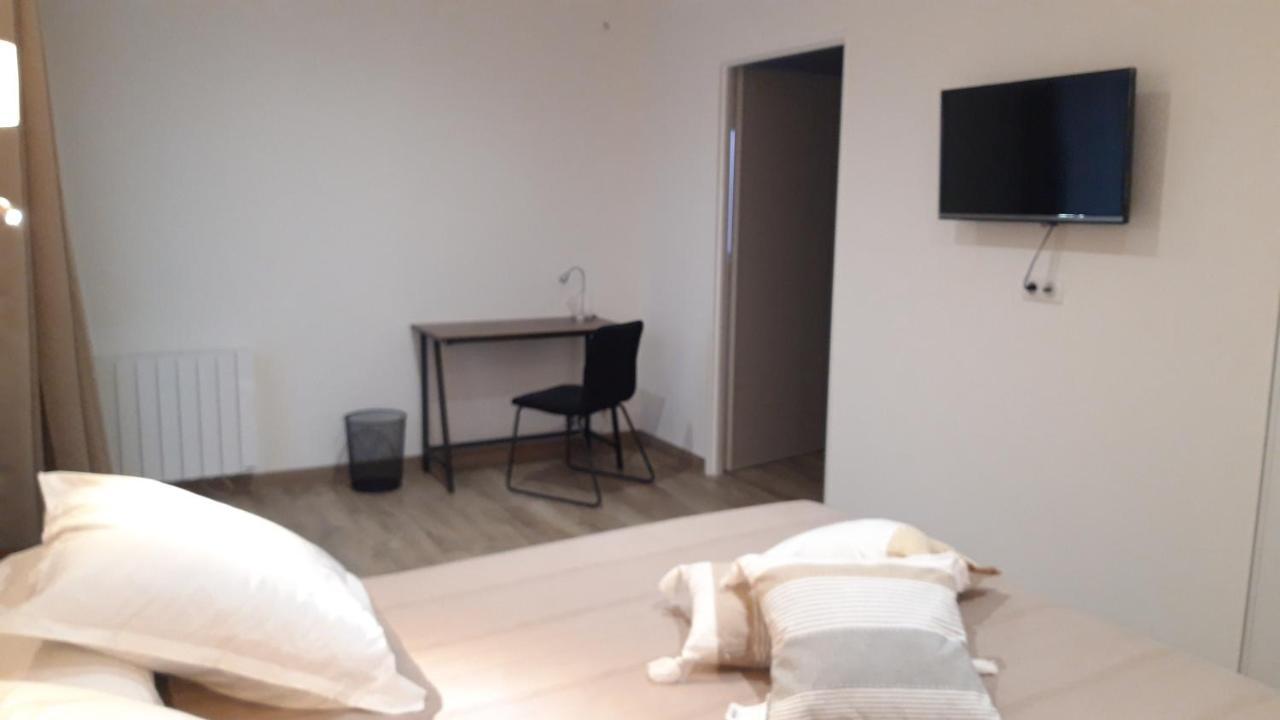 Les Chambres De Lili Saint-Loup  Esterno foto